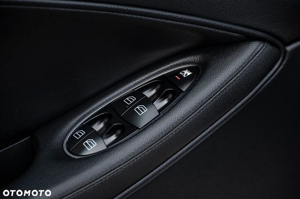 Mercedes-Benz CLS 350 - 16