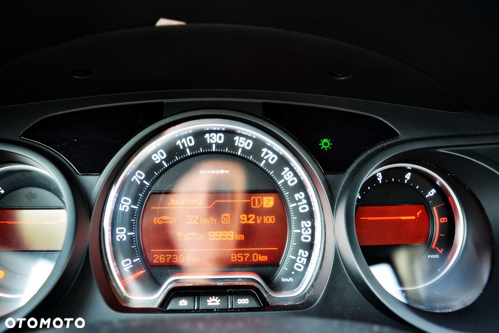 Citroën C5 1.8 16V Confort - 24