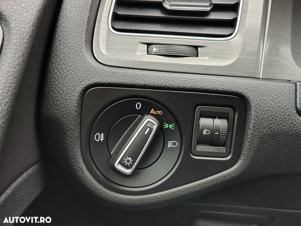 Volkswagen Golf 1.2 TSI Comfortline - 11