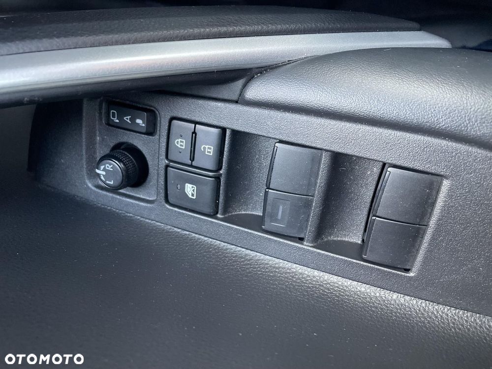 Toyota Corolla Cross 2.0 Hybrid Premiere Edition - 28