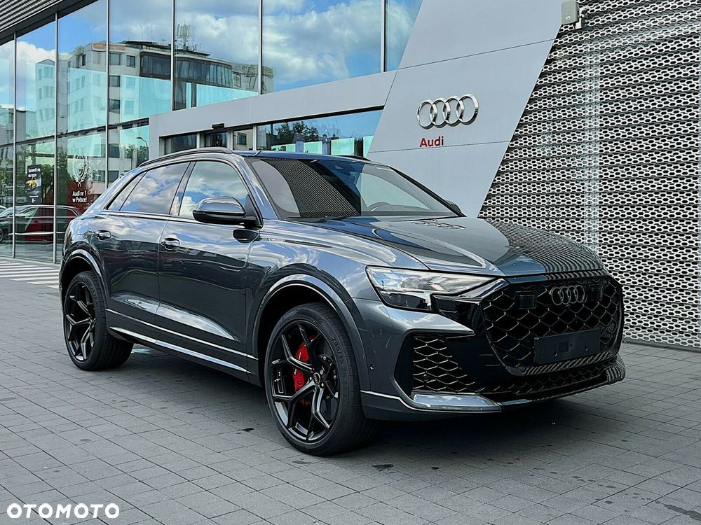 Audi RS Q8 - 3