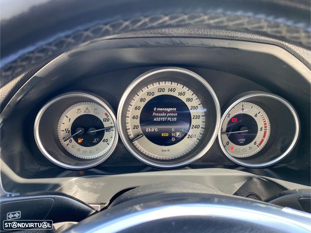 Mercedes-Benz E 250 BlueTEC Elegance 4-Matic - 33