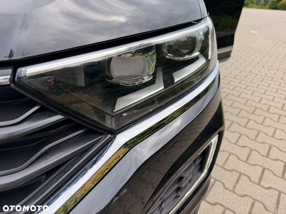 Volkswagen T-Roc 1.5 TSI ACT Premium - 24
