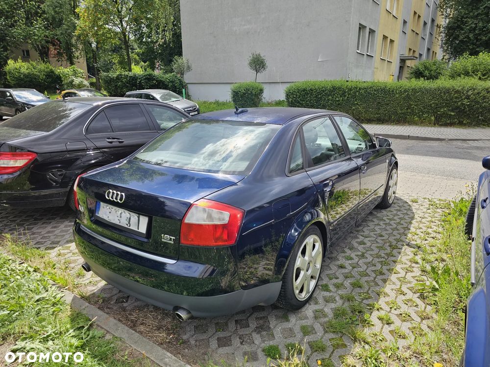 Audi A4 Limousine 1.8 T quattro - 2