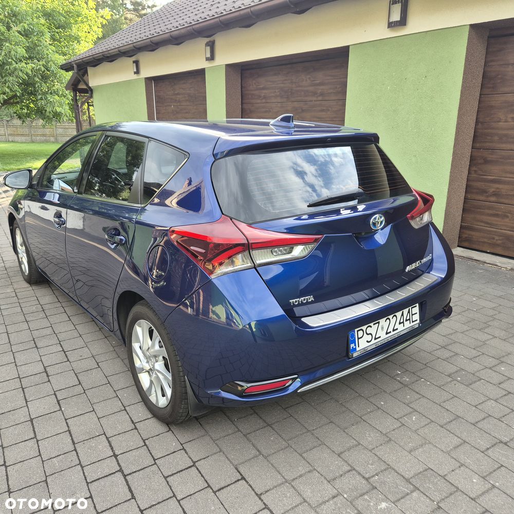 Toyota Auris - 4