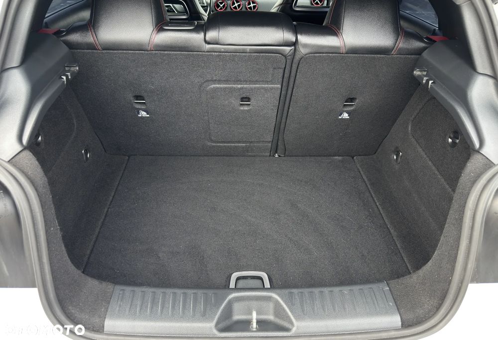 Mercedes-Benz Klasa A 250 4Matic 7G-DCT AMG Line - 13