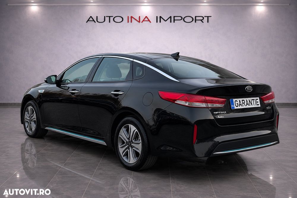 Kia Optima - 2
