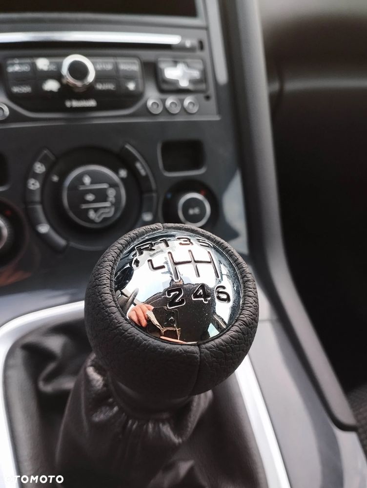 Peugeot 5008 1.6 HDi Active - 15