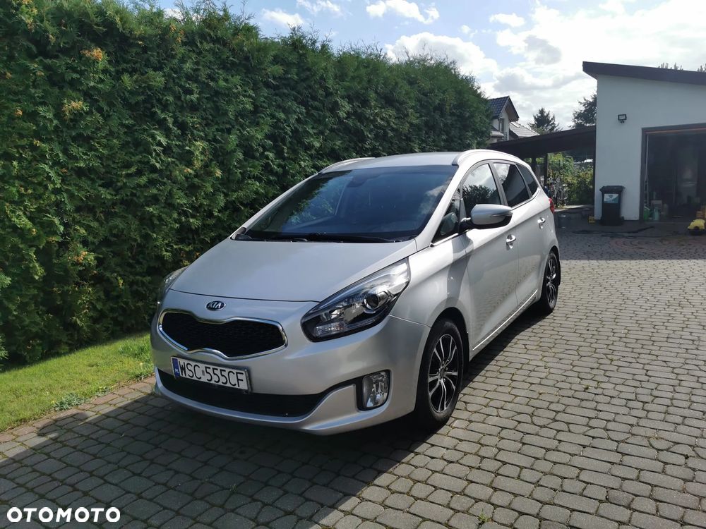 Kia Carens 1.6 GDI Business Line EU6 - 12