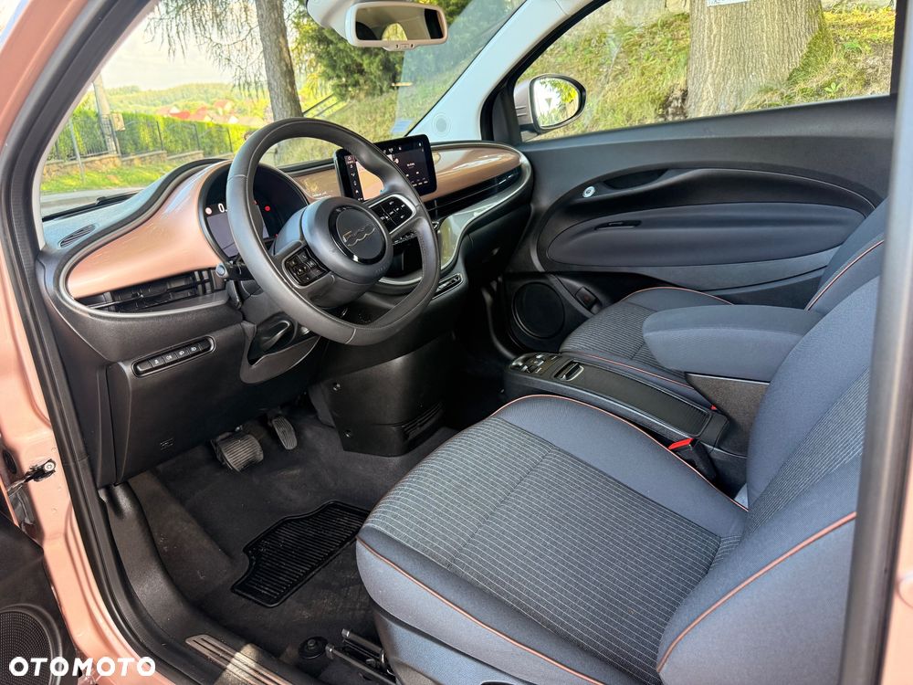 Fiat 500e - 21