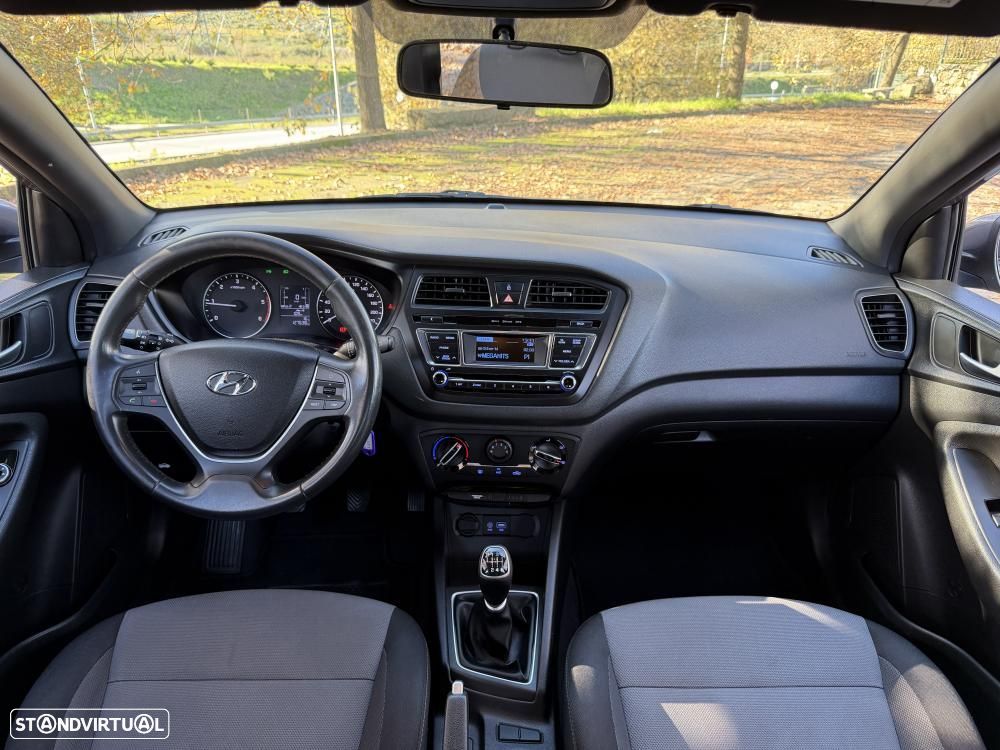 Hyundai i20 1.1 CRDi Access Plus - 11