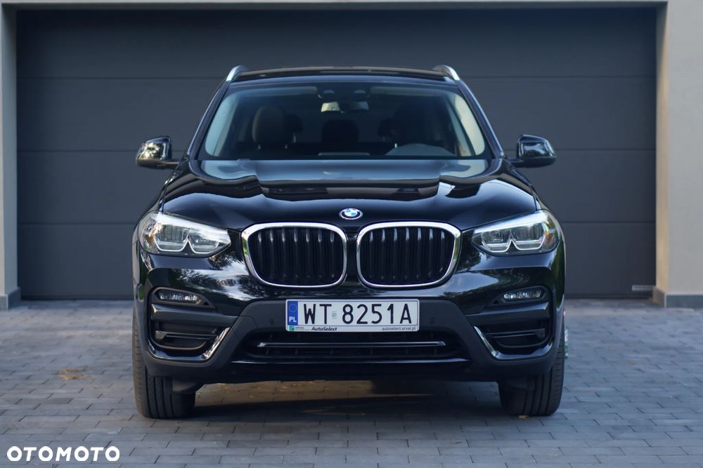 BMW X3 xDrive20i Advantage