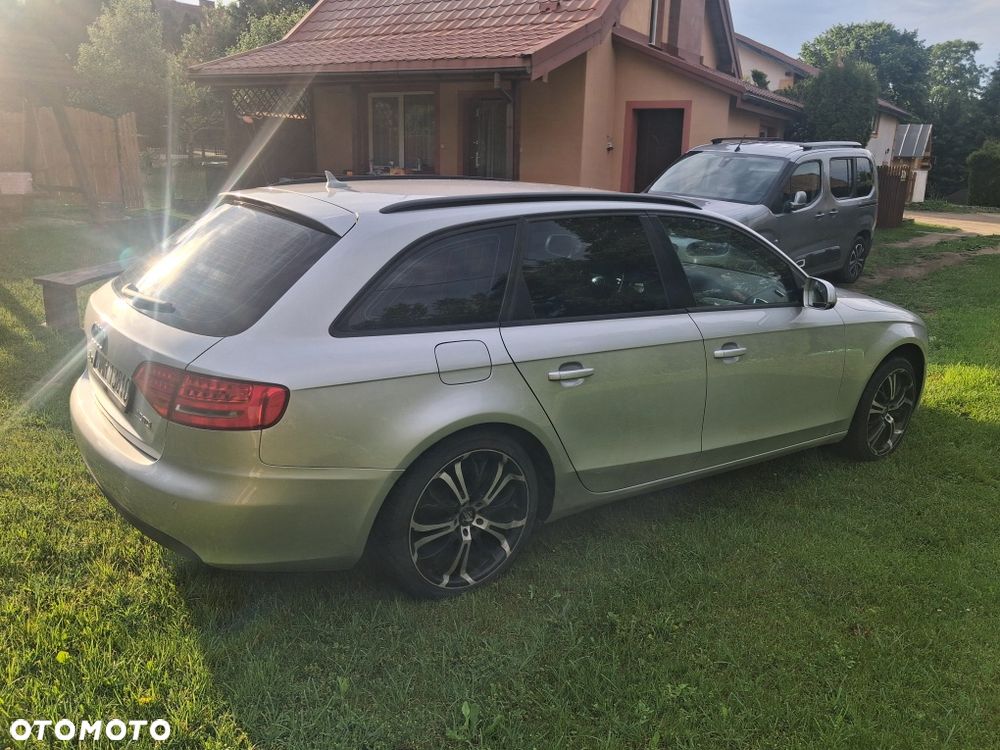 Audi A4 Avant - 5