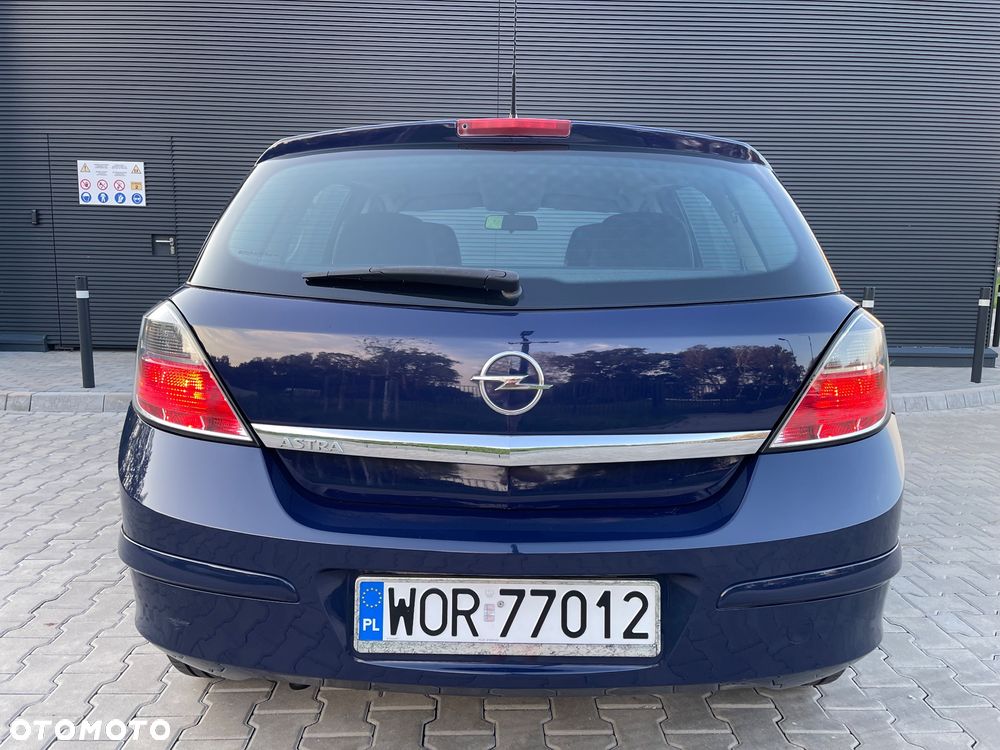 Opel Astra 1.6 Enjoy - 27