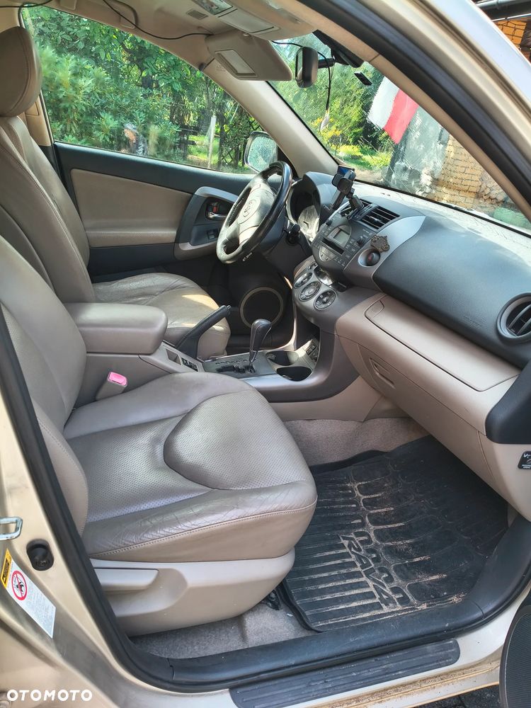 Toyota RAV4 2.0 VVT-i Prestige - 5