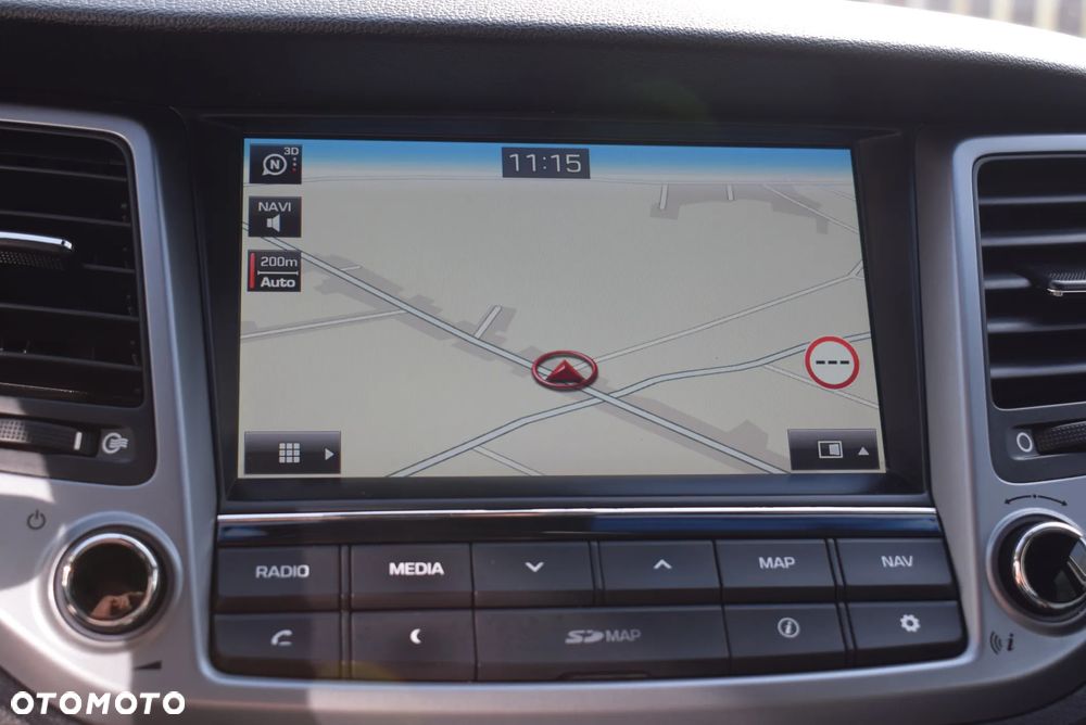 Hyundai Tucson 1.6 Turbo 2WD Navi - 16