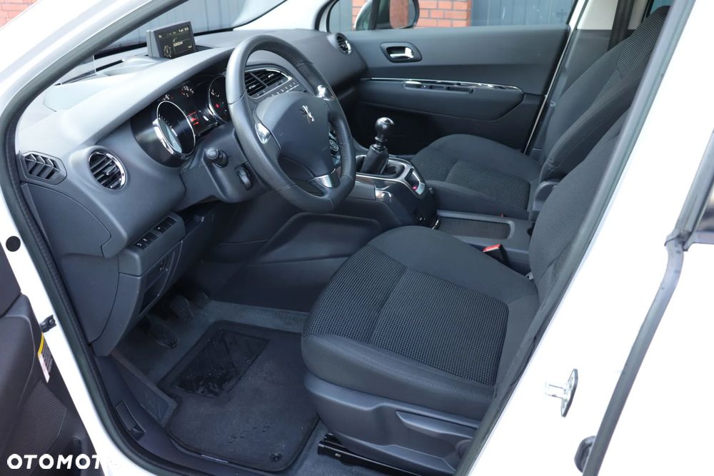 Peugeot 5008 HDI FAP 150 Allure - 18