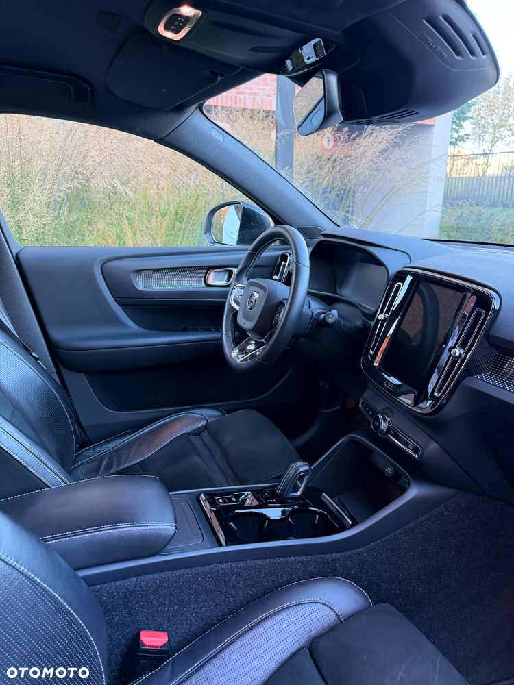 Volvo XC 40 T3 R-Design - 8