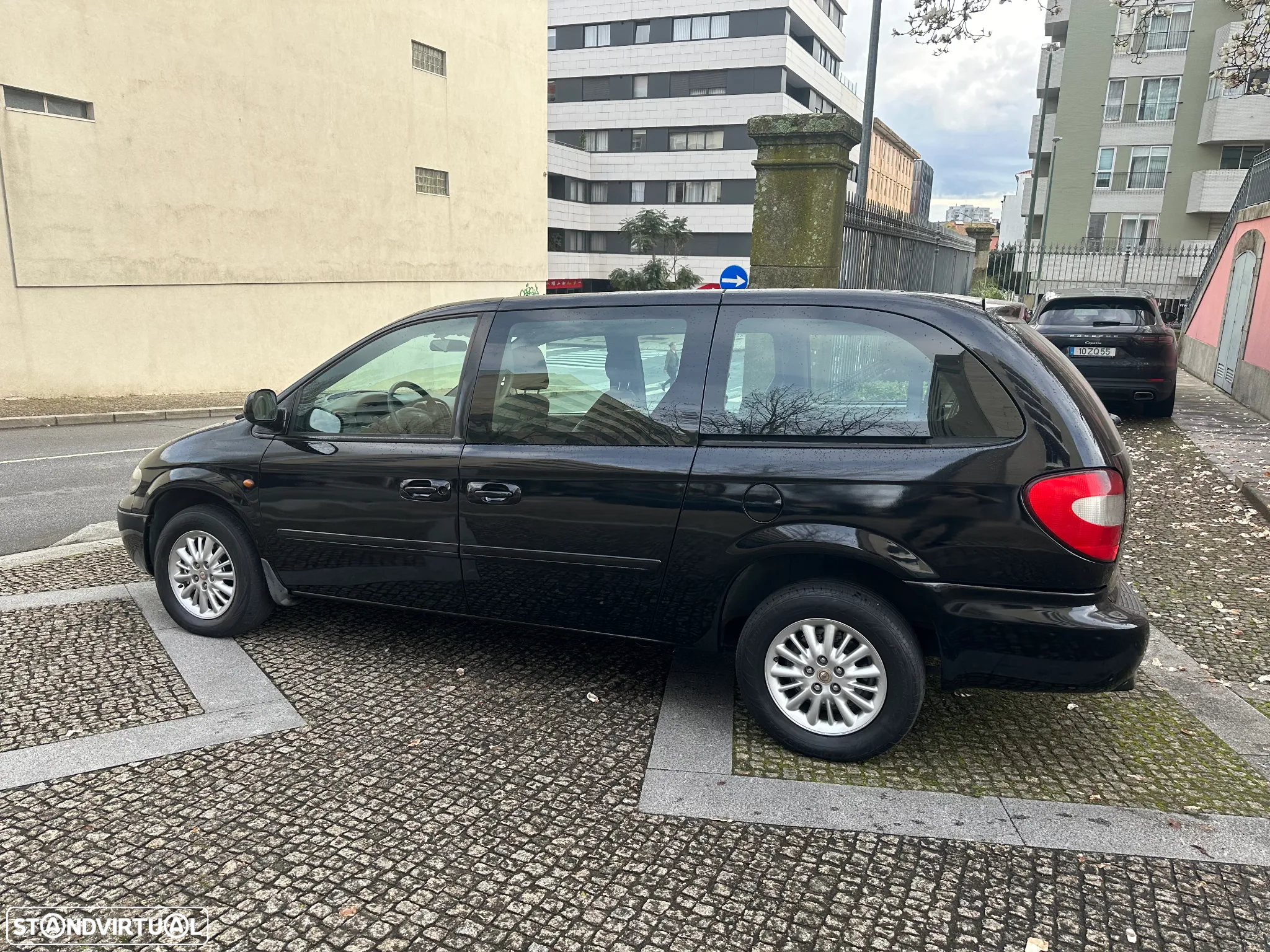 Chrysler Voyager 2.8 CRD ATX SE - 4