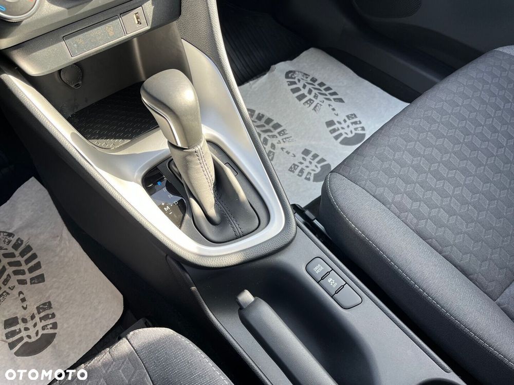 Toyota Yaris 1.5 Comfort CVT - 16