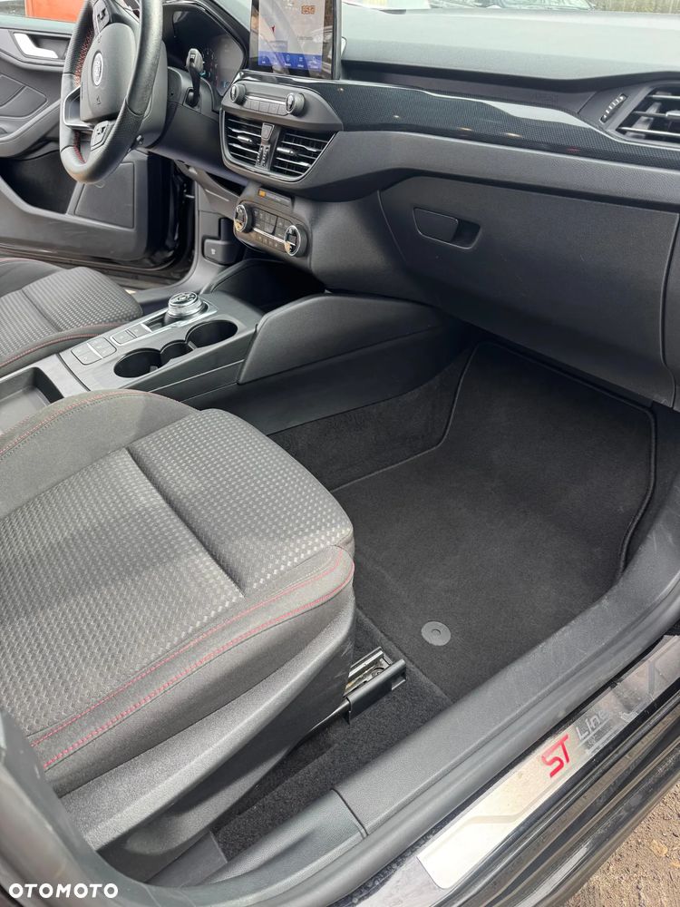 Ford Focus 1.0 EcoBoost ST-Line ASS PowerShift - 21