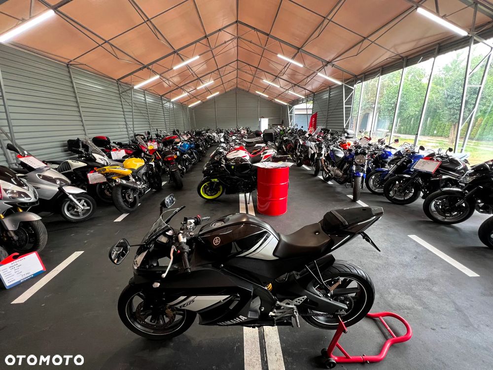 Yamaha YZF - 12