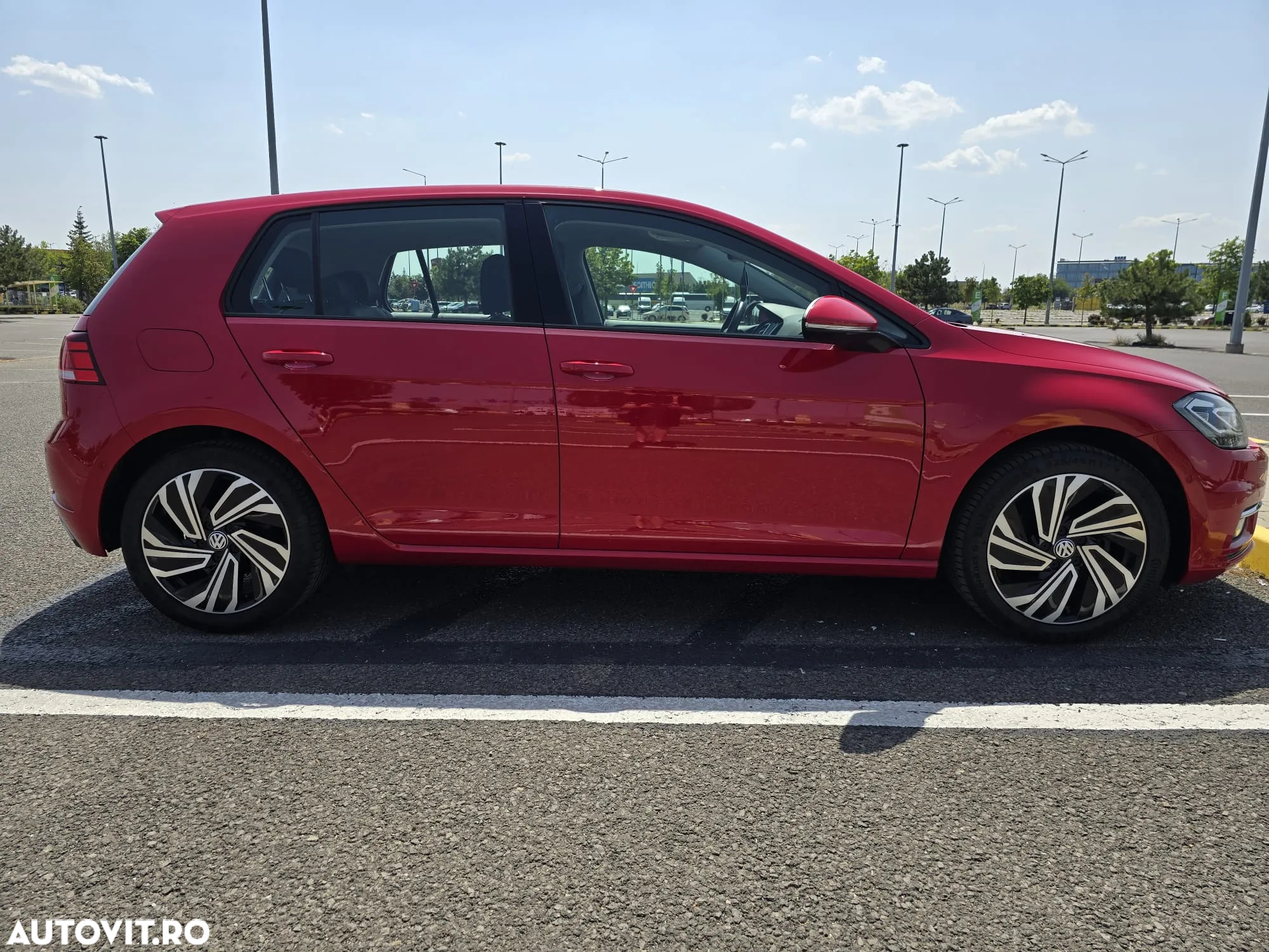 Volkswagen Golf 2.0 TDI DSG Highline - 3