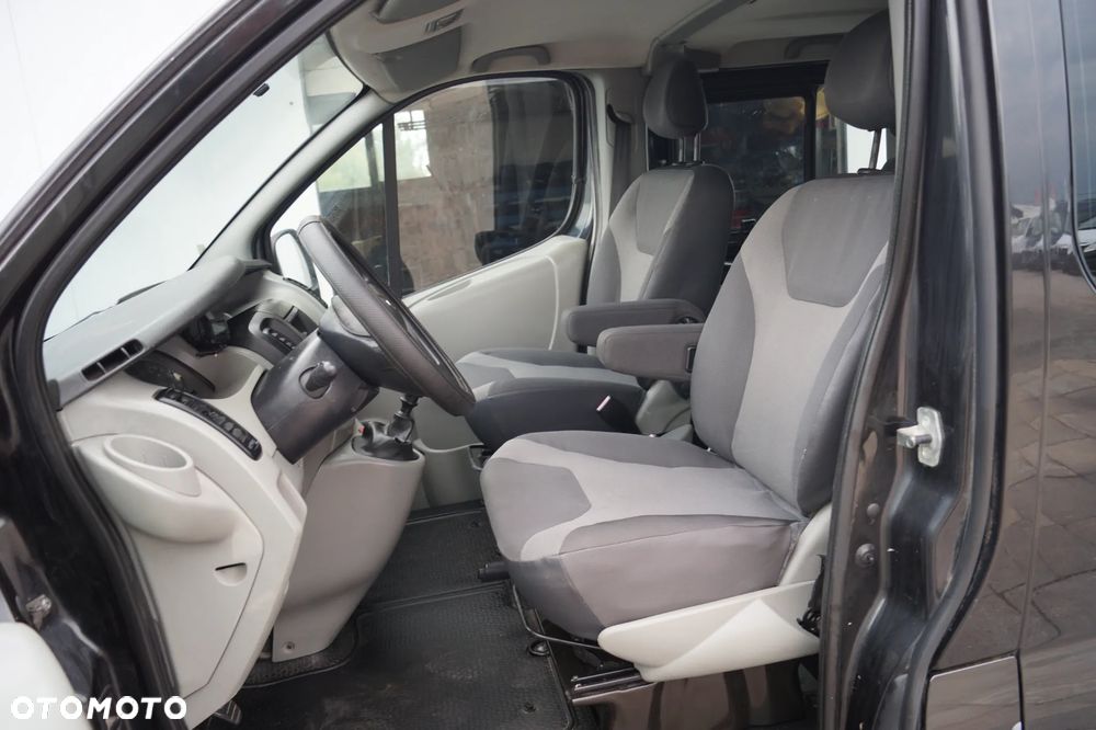 Renault Trafic - 18
