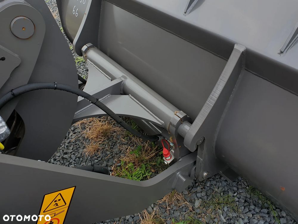 Volvo L30H L30 L35H ŁADOWARKA KOŁOWA KOMPAKTOWA SZYBKOZŁĄCZE HYDRAULICZNE - 24