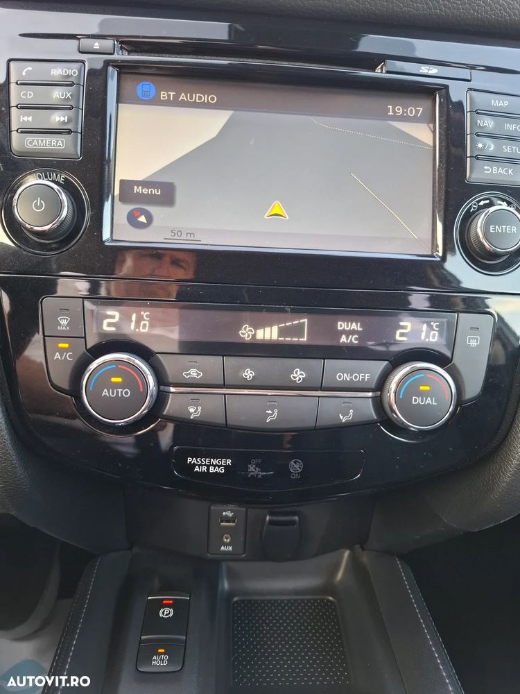 Nissan X-Trail 1.6 dCi N-Connecta - 33