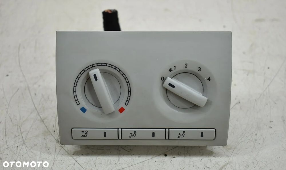 PANEL NAWIEWU TYŁ TYLNY - VW T5 CARAVELLE 07R 7H5919158 - 2