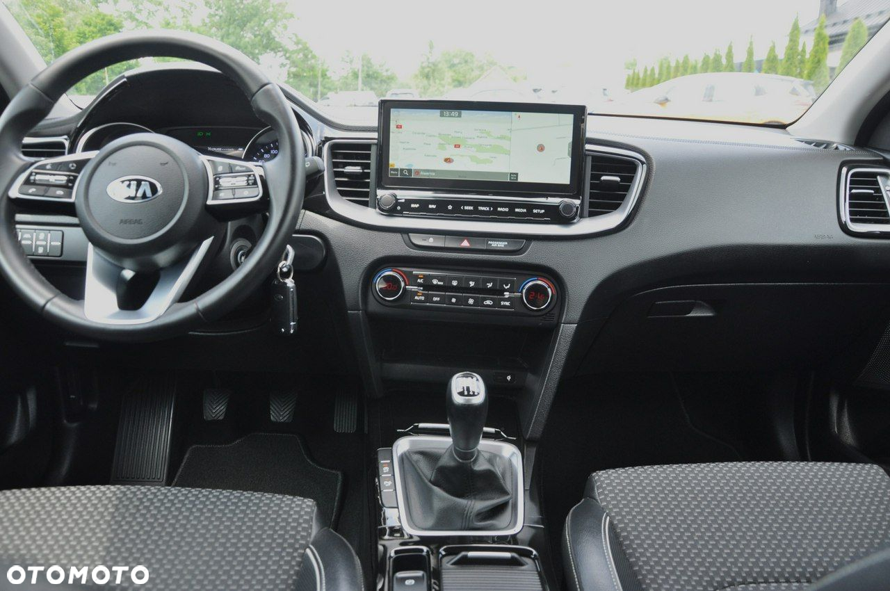 Kia XCeed 1.0 T-GDI L Business Line - 17