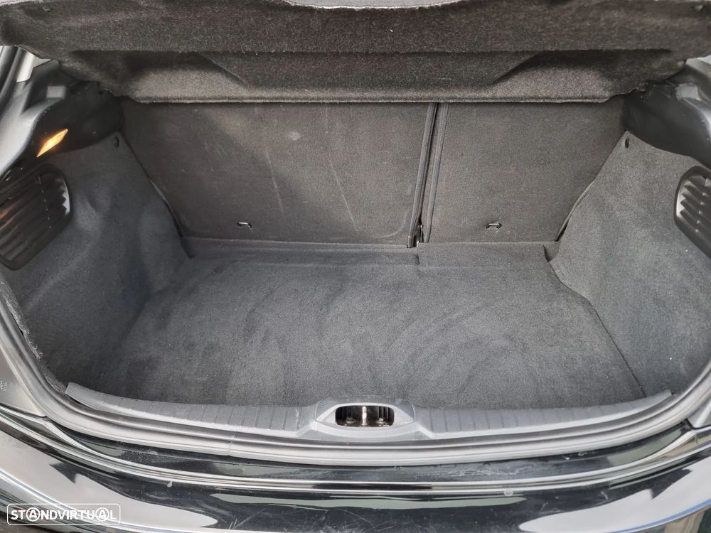 Peugeot 208 1.6 BlueHDi Style - 9