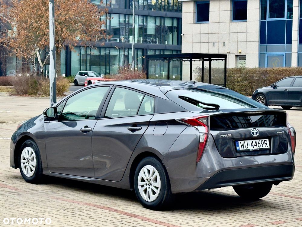Toyota Prius 1.8 Hybrid Prestige - 4