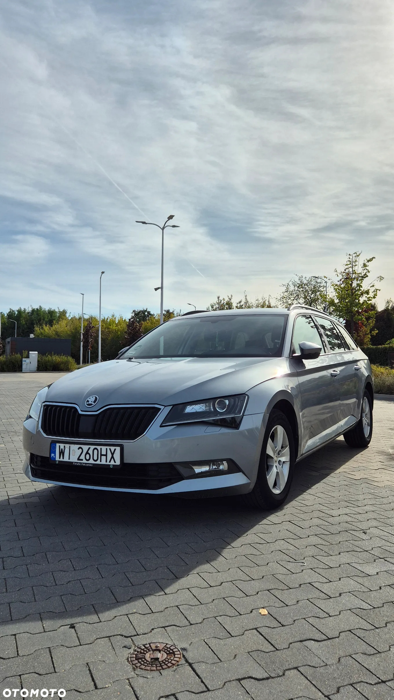 Skoda Superb 2.0 TDI Active - 3