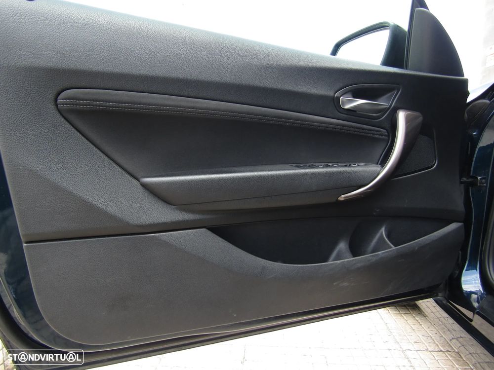 BMW 218 d Cabrio Line Sport - 12