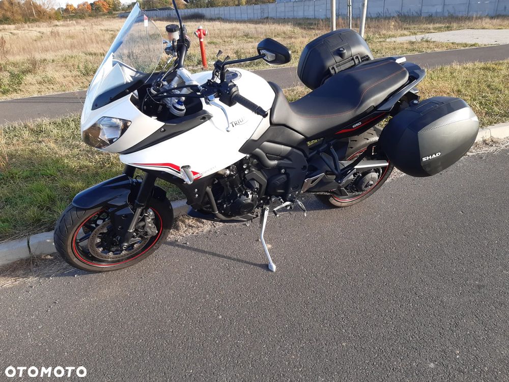 Triumph Tiger - 5