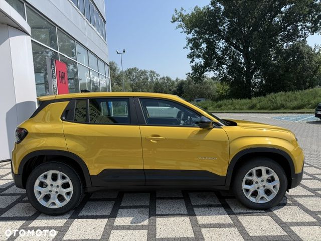 Jeep Avenger 1.2 T3 mHEV Altitude FWD eDCT6 - 10