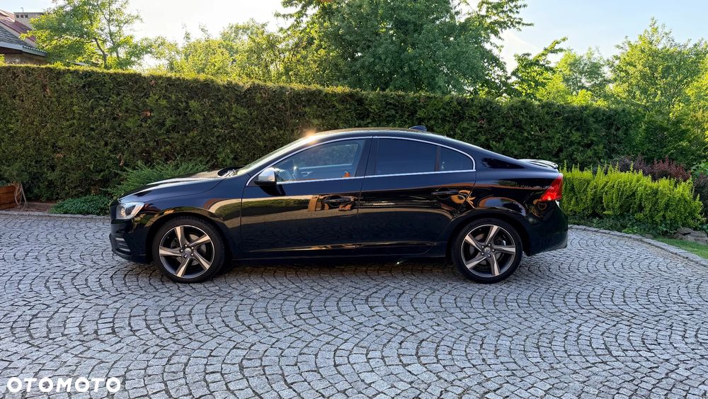 Volvo S60 D4 Drive-E R-Design Summum - 8