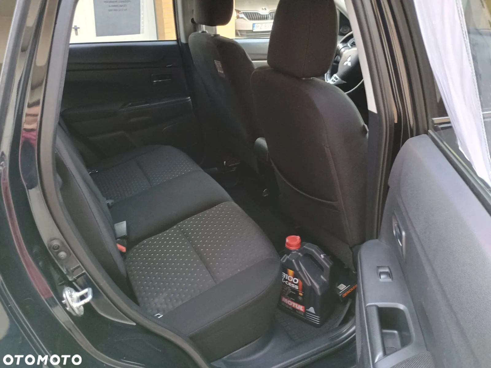 Mitsubishi ASX - 10