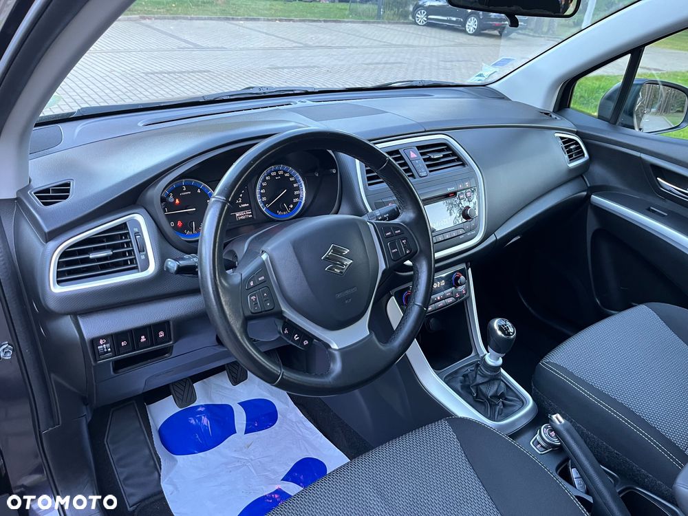 Suzuki SX4 S-Cross 1.6 DDiS 4x4 Comfort+ - 22