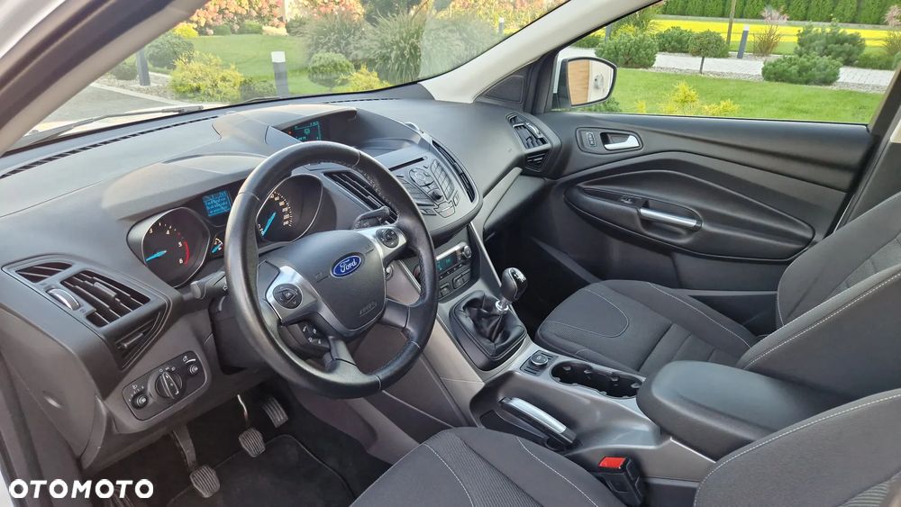 Ford Kuga 2.0 TDCi 2x4 Titanium - 7