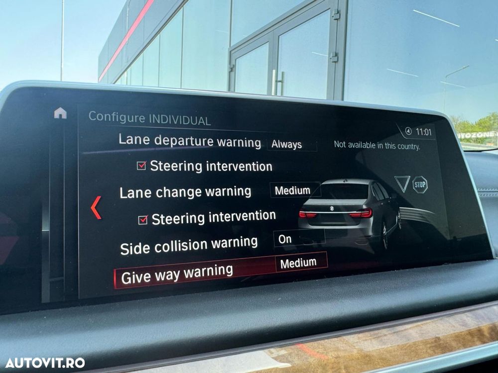 BMW Seria 7 740d xDrive - 29