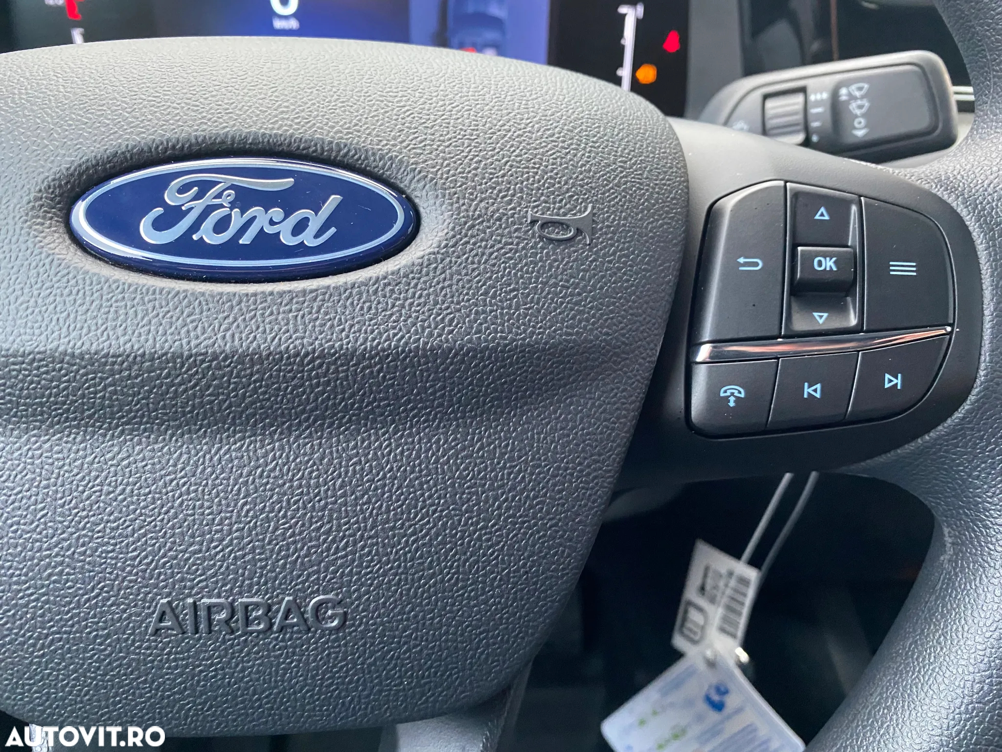 Ford Transit Courier Van Trend - 24