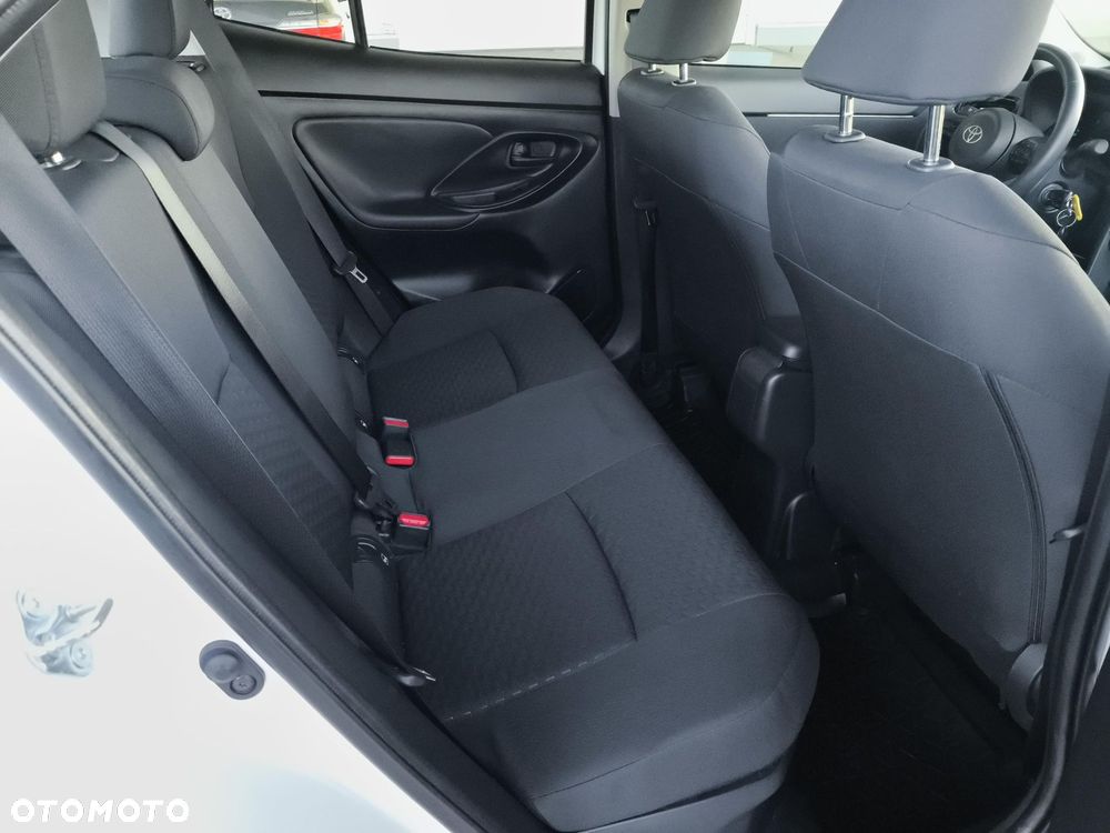 Toyota Yaris Cross Hybrid 1.5 Comfort - 24