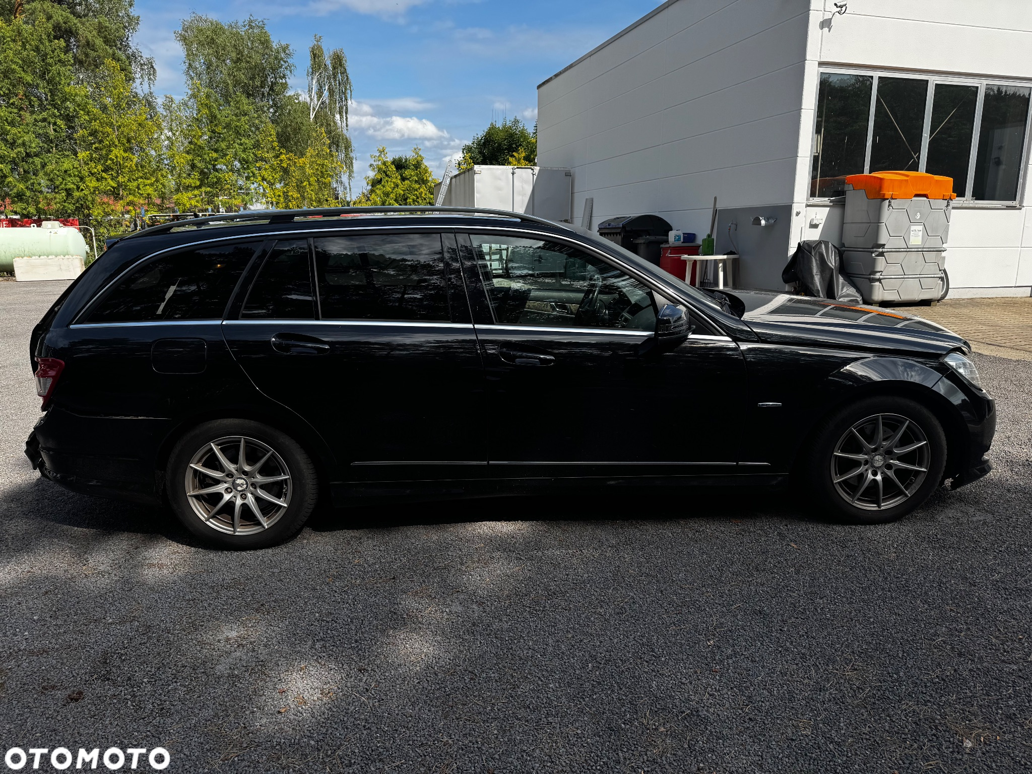 Mercedes-Benz Klasa C 180 T BlueEFFICIENCY 7G-TRONIC Avantgarde - 4