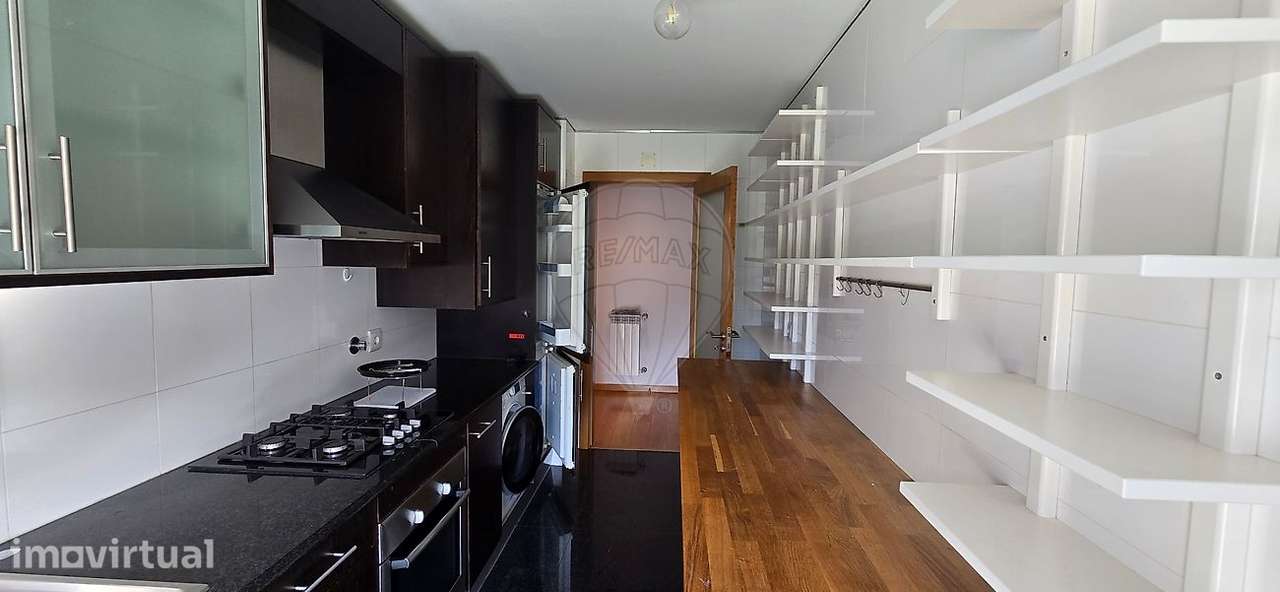 Apartamento T4 para arrendamento - Grande imagem: 3/25