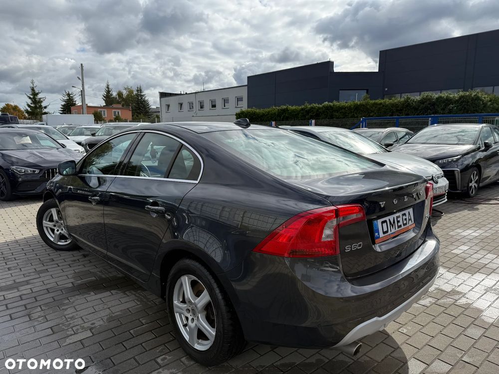 Volvo S60 DRIVe Momentum - 4