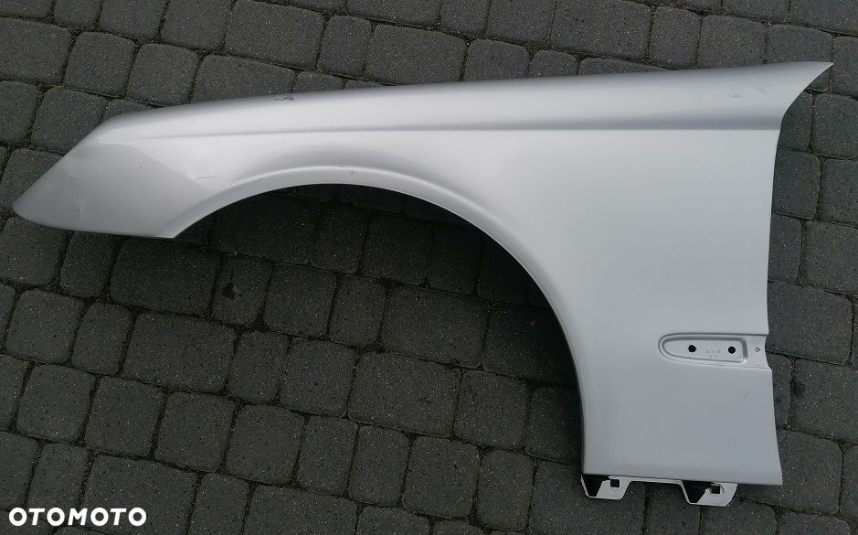 MERCEDES BENZ W211 BLOTNIK PRZEDNI LEWY ORYGINAŁ