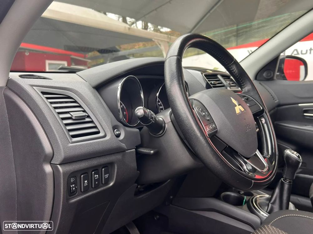 Mitsubishi ASX 1.6 MIVEC Intense Connect Edition - 8